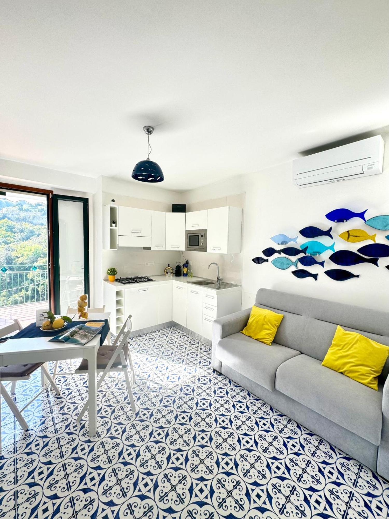 Apartmán Panoramic Flat Amalfi Coast - Sea View 1 Vietri Exteriér fotografie