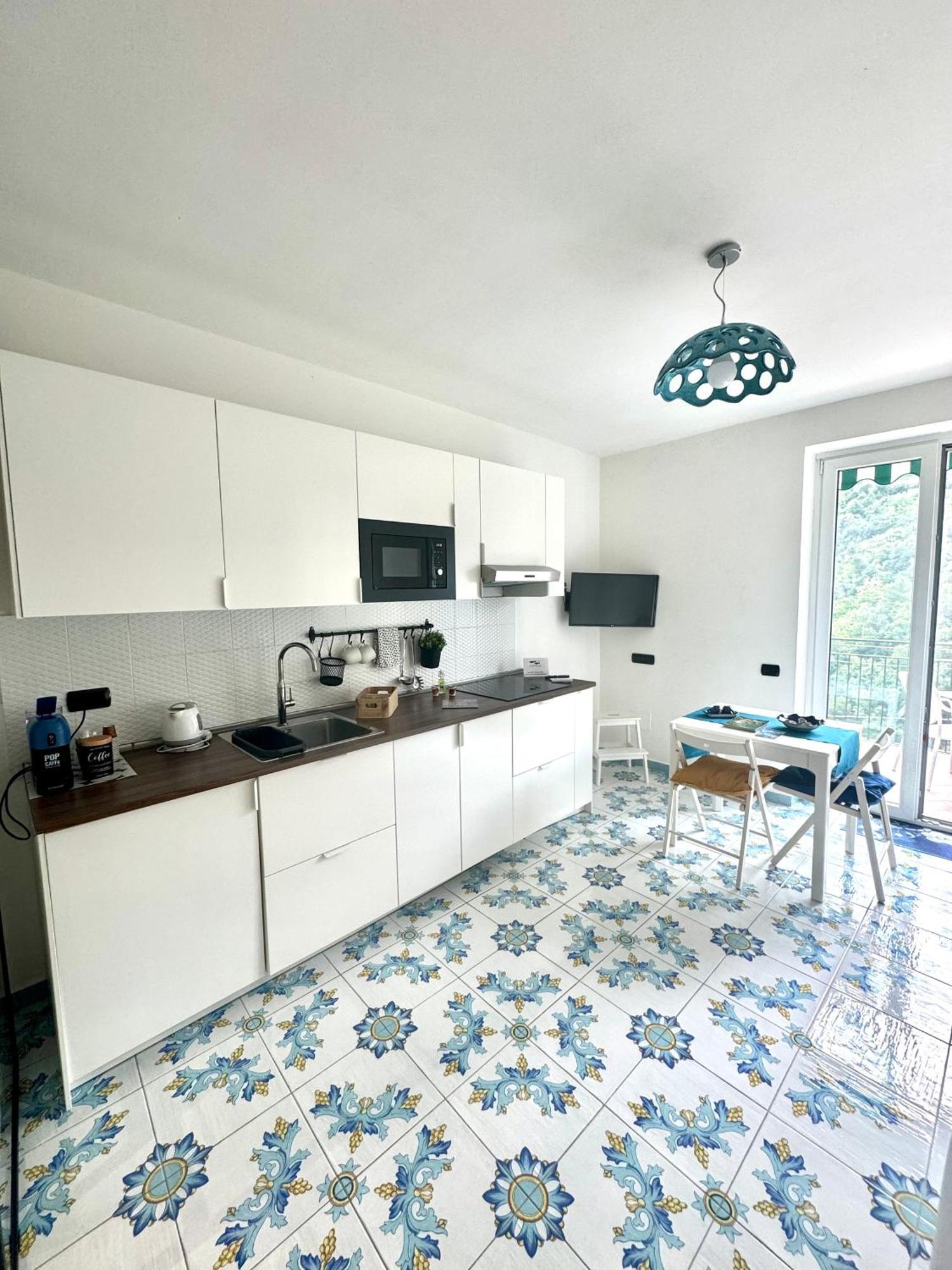 Apartmán Panoramic Flat Amalfi Coast - Sea View 1 Vietri Exteriér fotografie