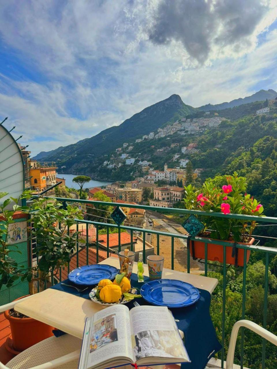 Apartmán Panoramic Flat Amalfi Coast - Sea View 1 Vietri Exteriér fotografie
