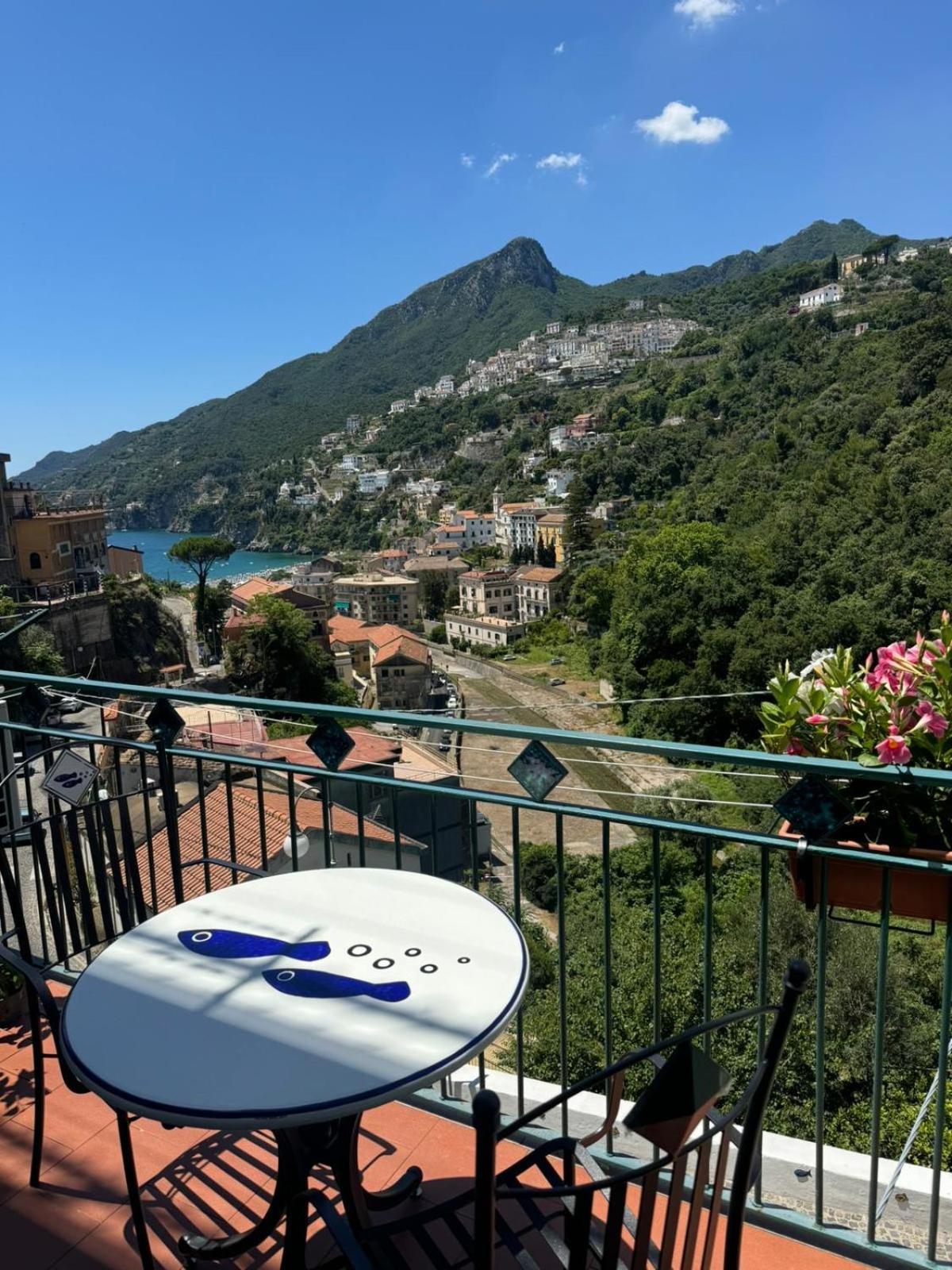 Apartmán Panoramic Flat Amalfi Coast - Sea View 1 Vietri Exteriér fotografie